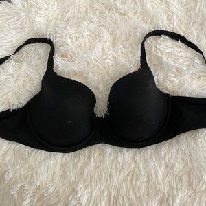 Victoria’s Secret Body by Victoria Black Bra